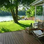 Frühstückspension Garonnella 4*