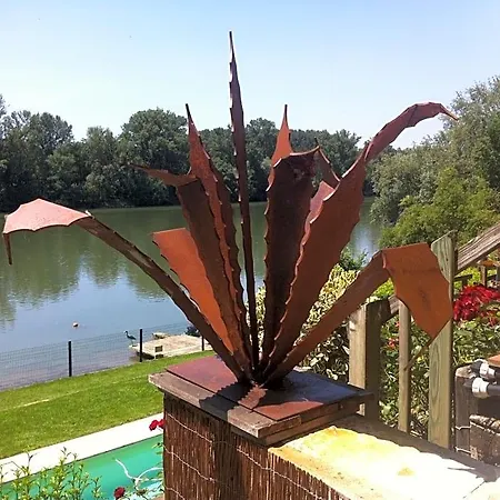 Garonnella Bed & Breakfast